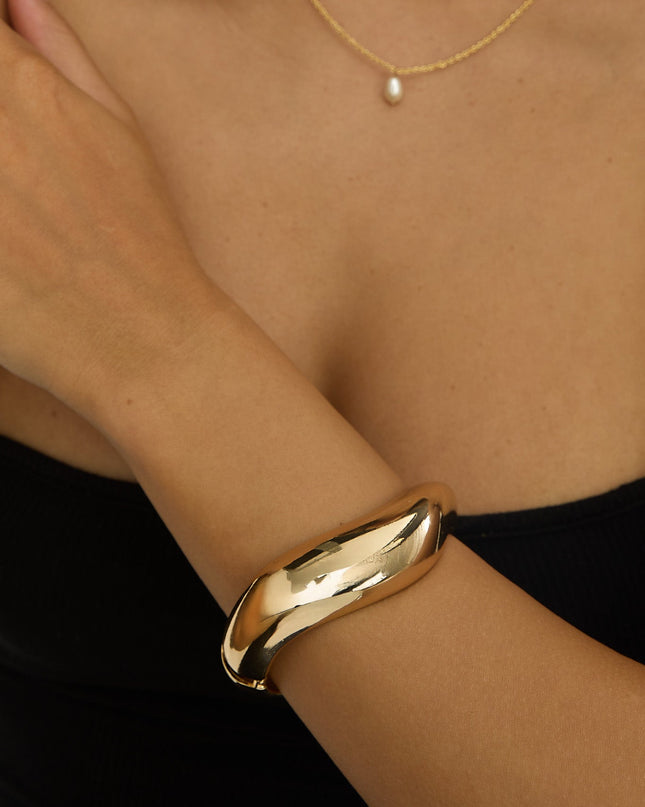 Gold Wave Bangle