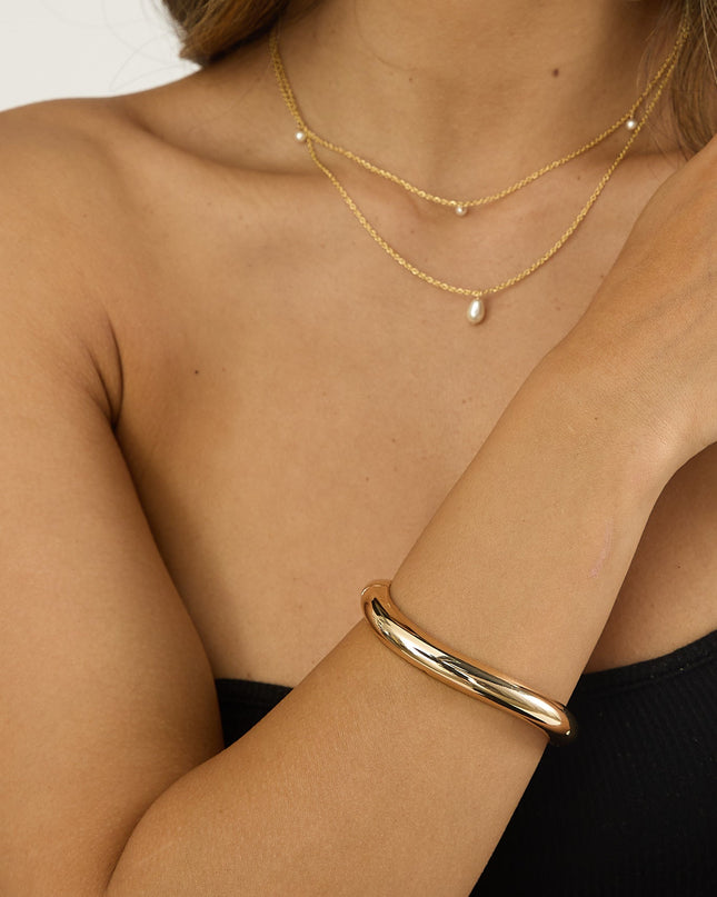 Gold Irregular Clasp Bangle
