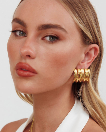 Gold Rectangle Curve Earrings