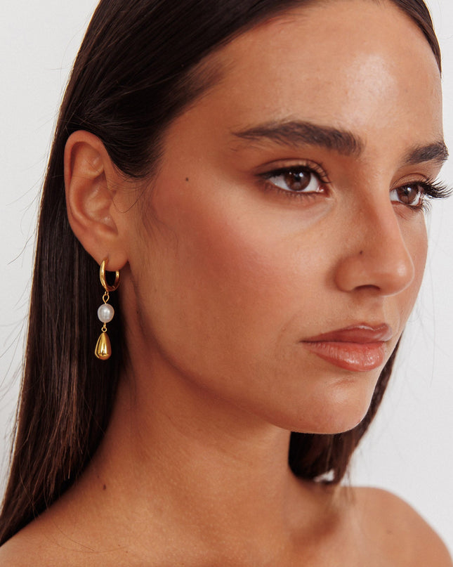 Gold Teardrop Pearl Earrings