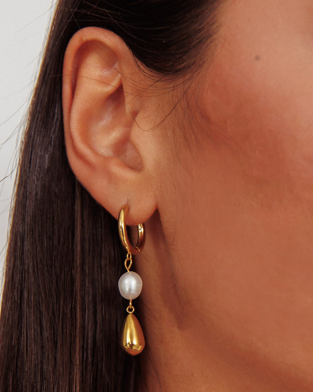 Gold Teardrop Pearl Earrings