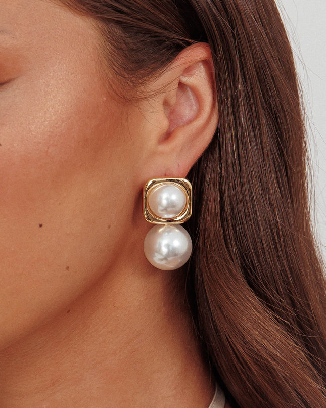 Pearl Square Pearl Drop Earrings Gold