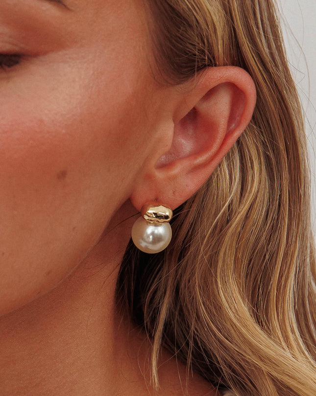 Gold/Pearl Pearl Accent Studs