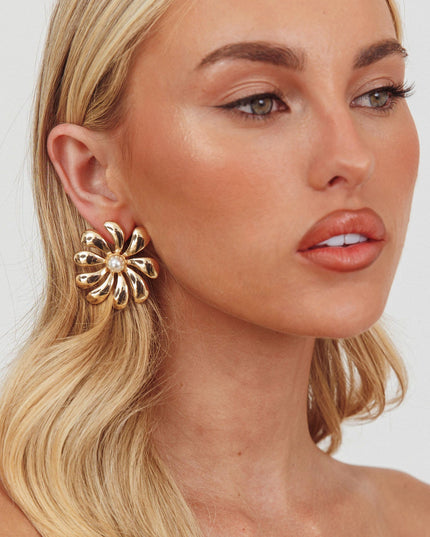 Gold/Pearl Izzy Flower Earrings