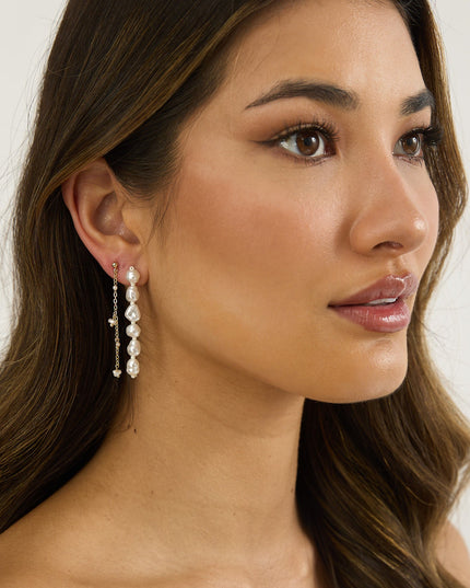 Gold/Pearl Asymmetric Chain & Pearl Earrings