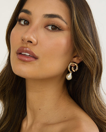 Gold/Pearl Spiral Drop Earrings