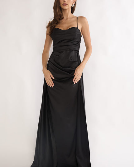 Black Pleated Gathering Maxi Dress