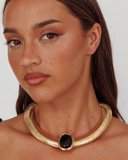 Black Pendant Necklace Gold