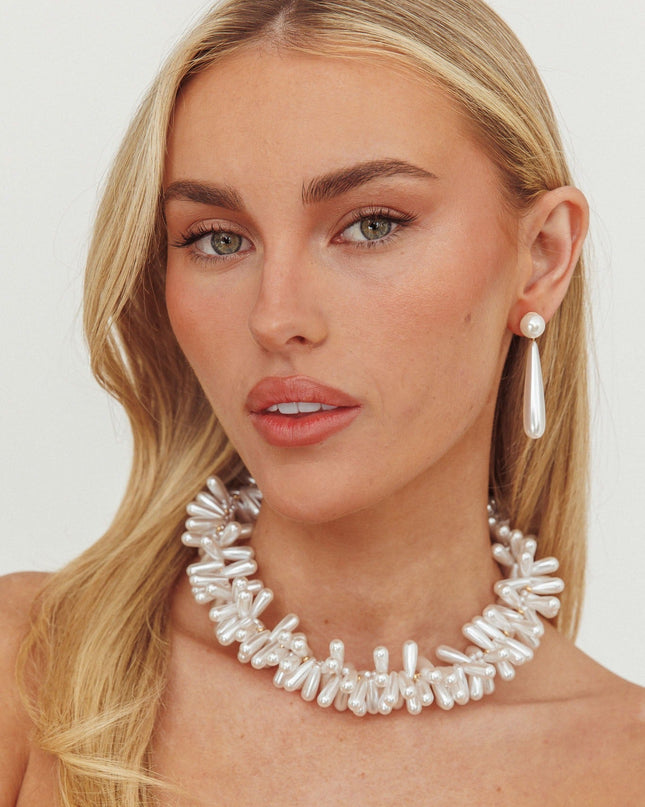 Pearl Teardrop Choker Necklace
