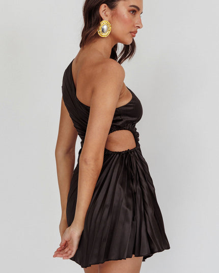 Black One-Shoulder Pleat Dress