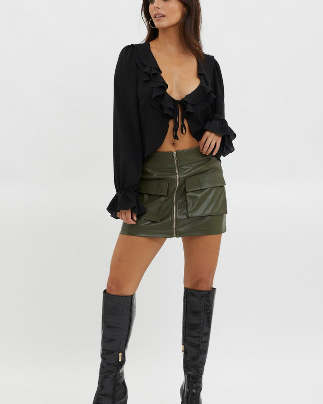Black Tie Front Top