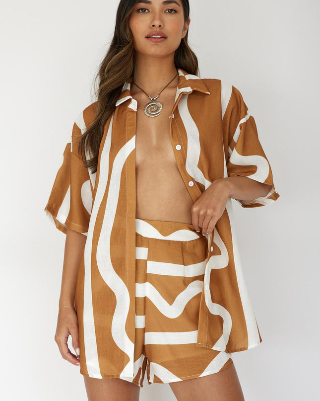Tan Waist Shorts Print