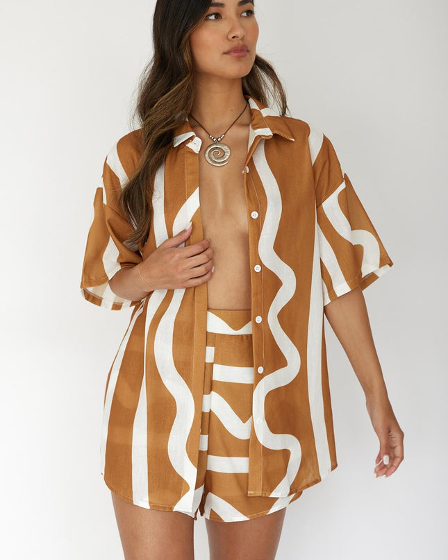 Tan Waist Shorts Print